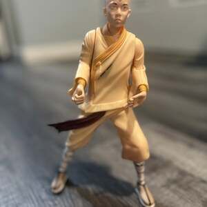 Spin Master The Last Airbender Ultimate Battle Aang 10" Action Figure